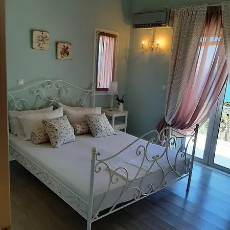 Flowerhouse Apartamento Porto Heli